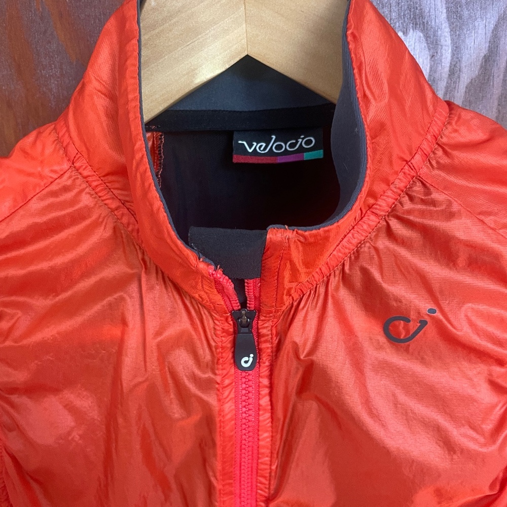 Velocio Women's Ultralight Vest - M / Fire Red
